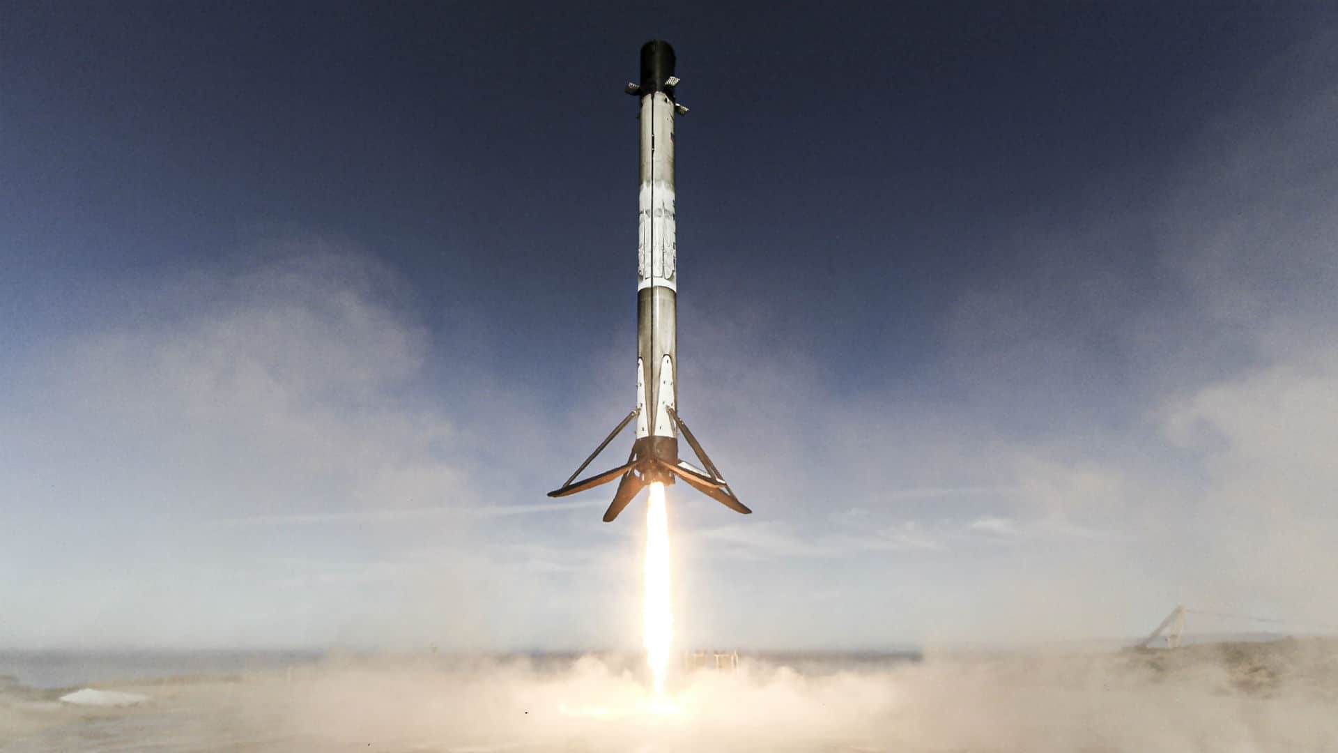 Con el Falcon 9 Block 5, SpaceX logró conseguir su récord de misiones en un año. 25 lanzamientos orbitales y 23 aterrizajes exitosos: el 80% de las misiones usaron un propulsor reutilizado. En general, SpaceX utilizó solo 10 Falcon distintos para lanzar estas 25 misiones. [SpaceX]